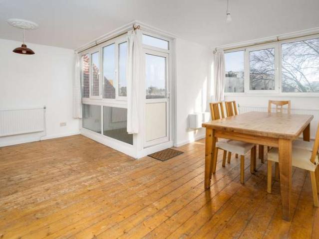 2 Bedroom Flat