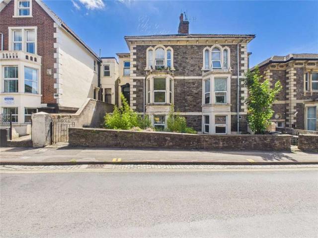 2 Bedroom Flat