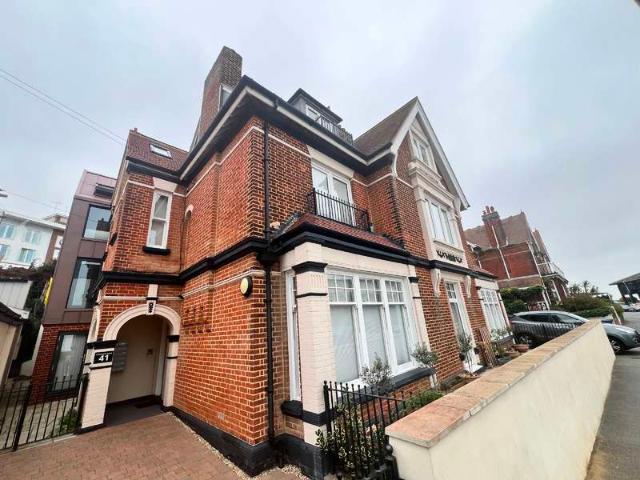 2 Bedroom Flat