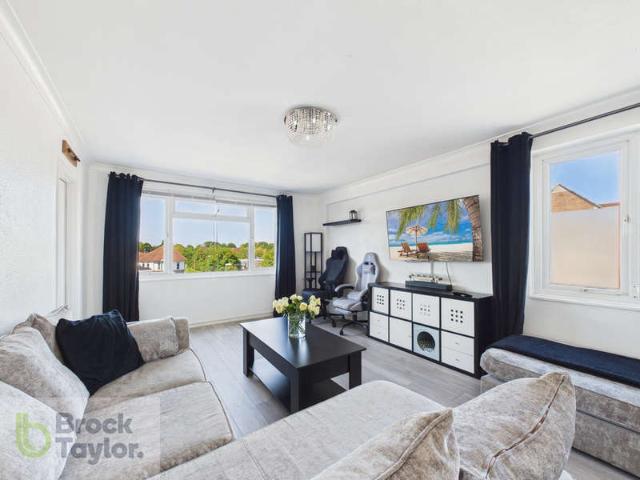 2 Bedroom Flat