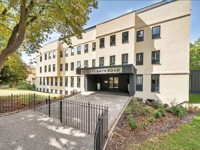 2 Bedroom Flat