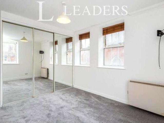 2 Bedroom Flat