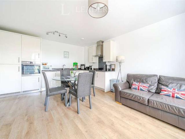 2 Bedroom Flat