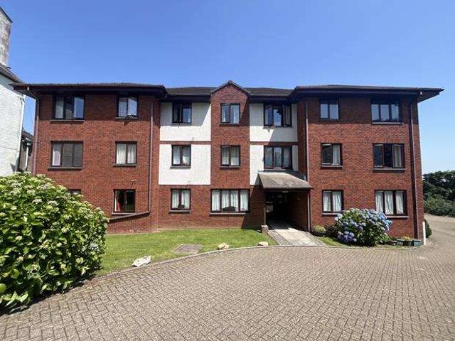 2 Bedroom Flat