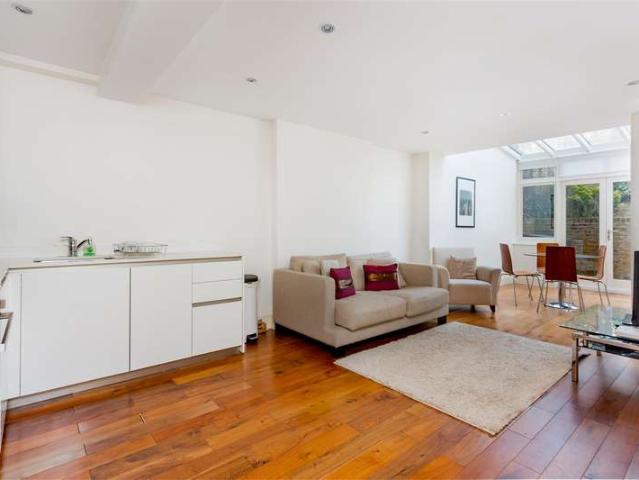 2 Bedroom Flat