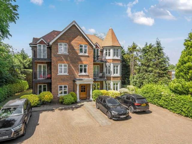 2 Bedroom Flat