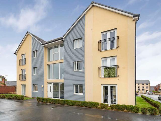 2 Bedroom Flat