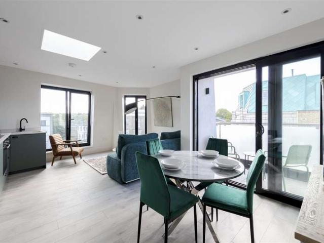 2 Bedroom Flat