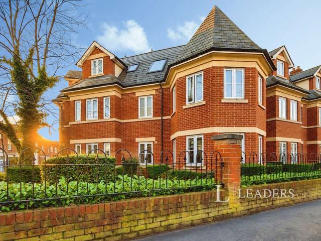 2 Bedroom Flat