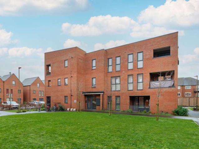 2 Bedroom Flat