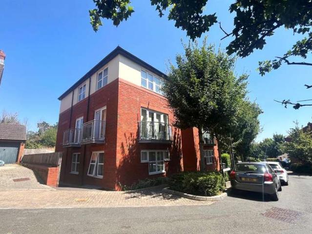 2 Bedroom Flat
