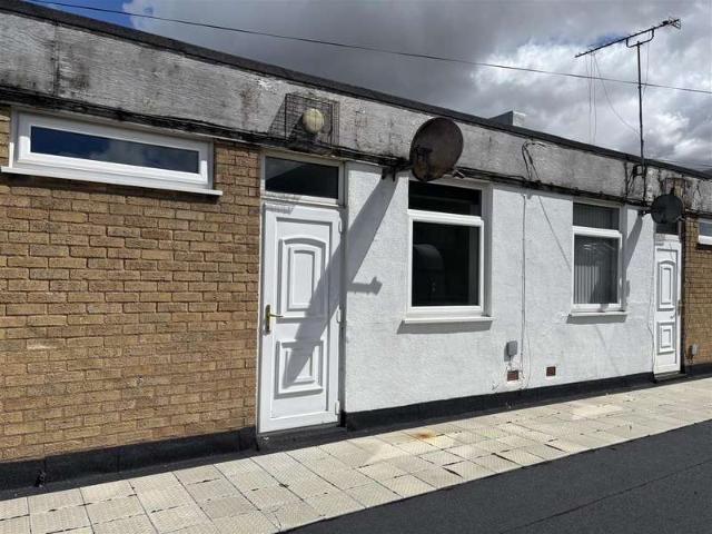 2 Bedroom Flat