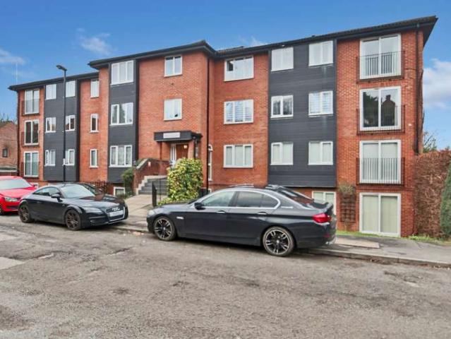 2 Bedroom Flat