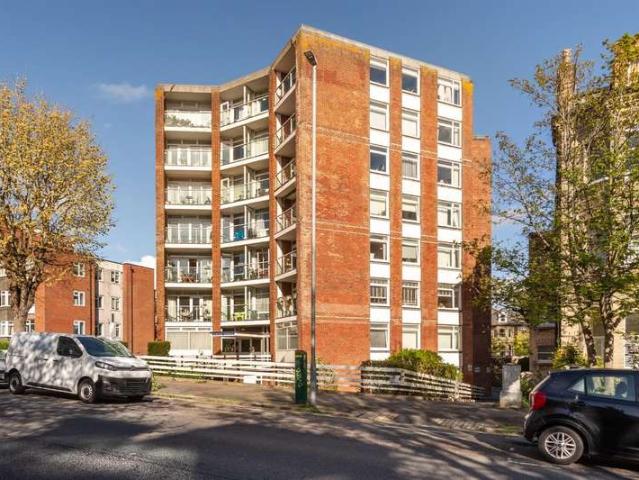 2 Bedroom Flat