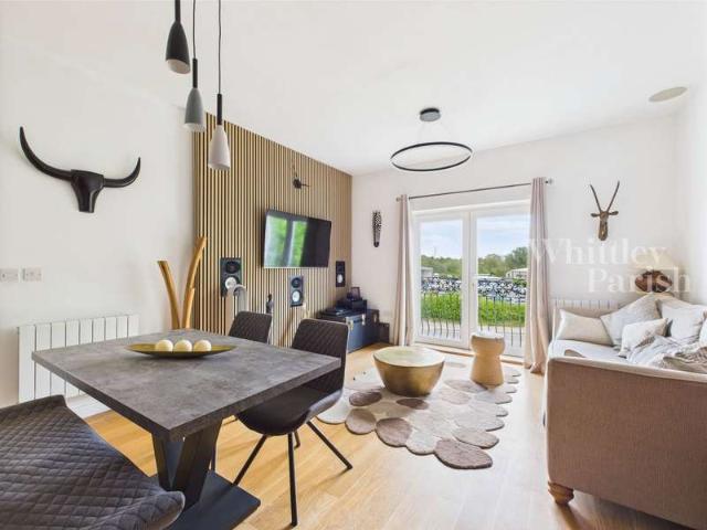 2 Bedroom Flat