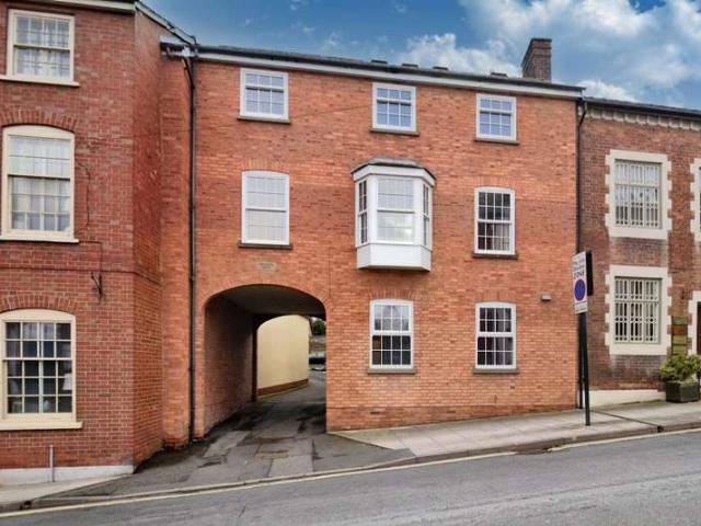2 Bedroom Flat