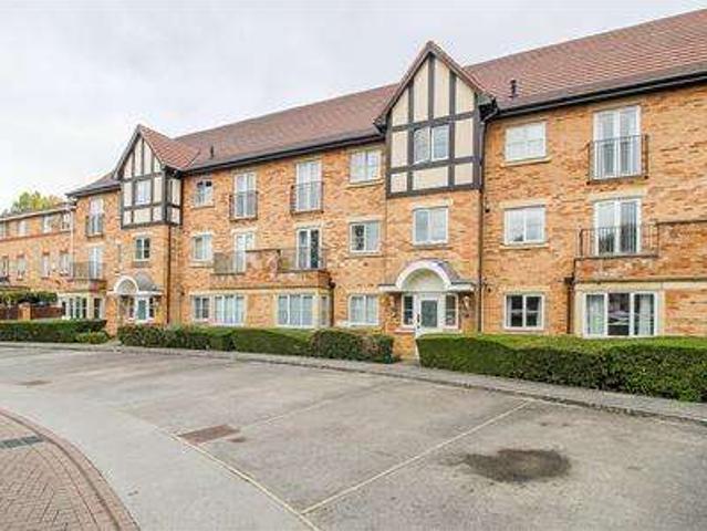 2 Bedroom Ground Flat
