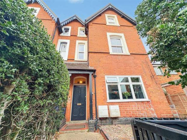 2 Bedroom Flat