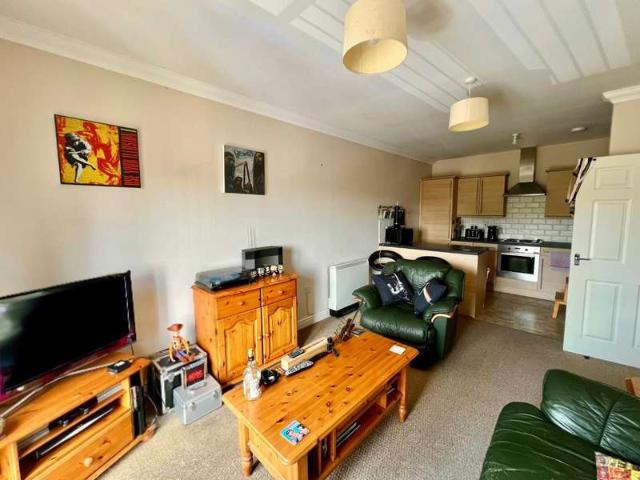 2 Bedroom Flat