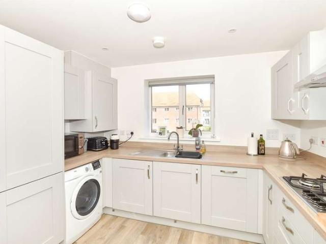 2 Bedroom Flat