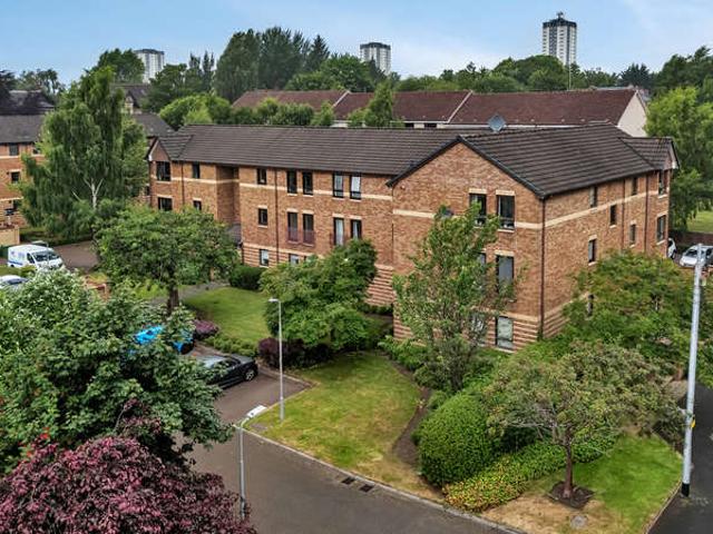 2 Bedroom Flat