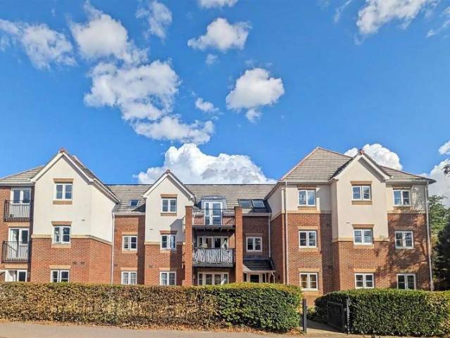 2 Bedroom Flat