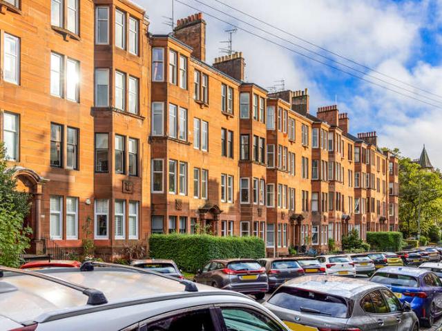 2 Bedroom Flat