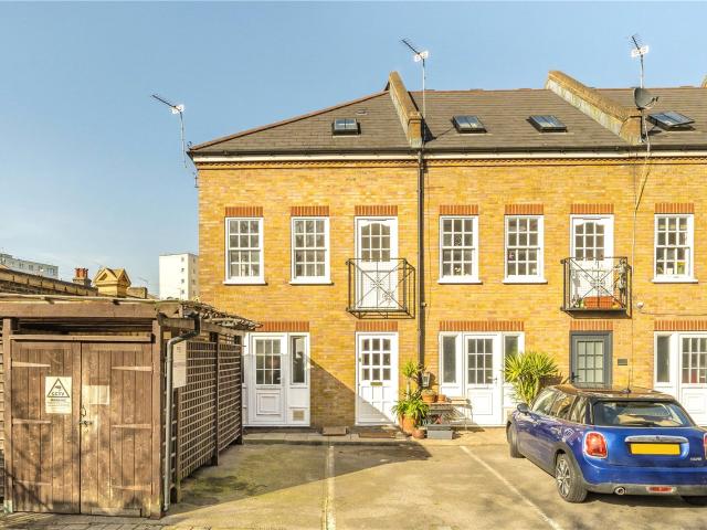 2 bedroom Flat