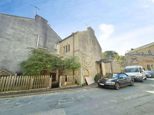 2 Bedroom Flat