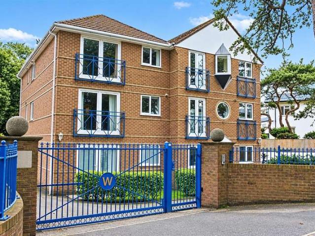 2 Bedroom Flat