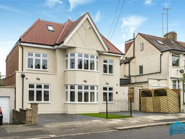 2 Bedroom Flat
