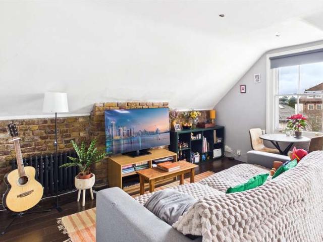 2 Bedroom Flat