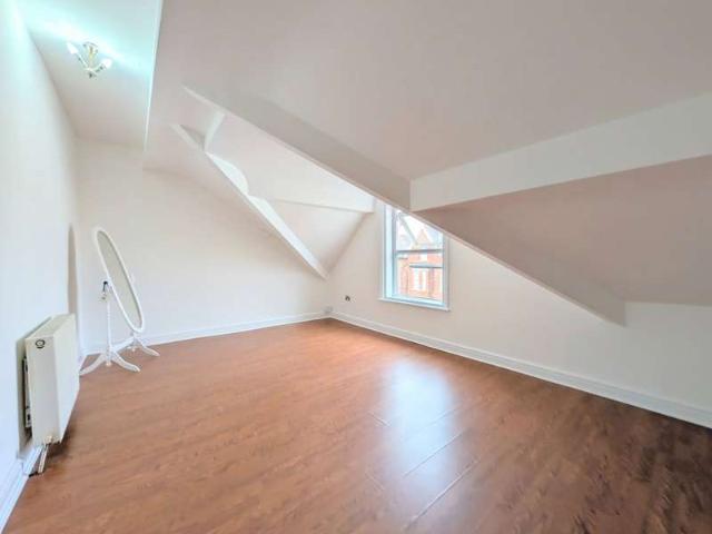2 Bedroom Flat