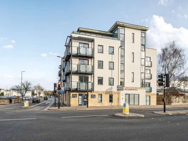2 Bedroom Flat