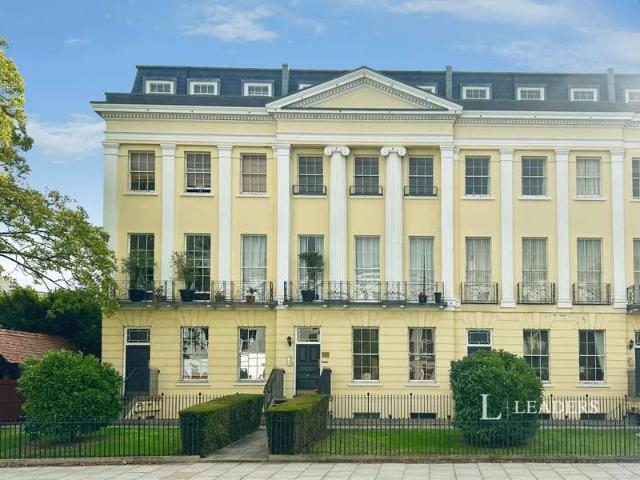 2 Bedroom Flat