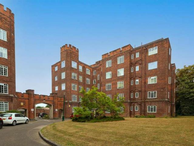 2 Bedroom Flat