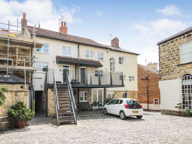 2 Bedroom Flat