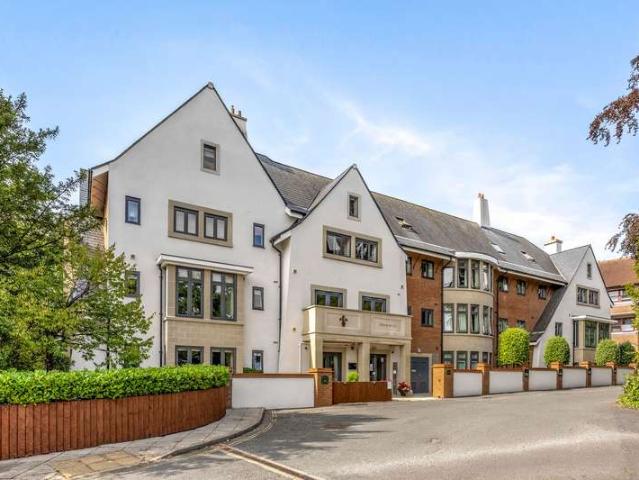 2 Bedroom Flat