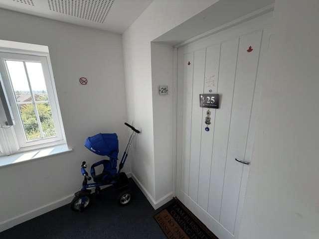 2 Bedroom Flat