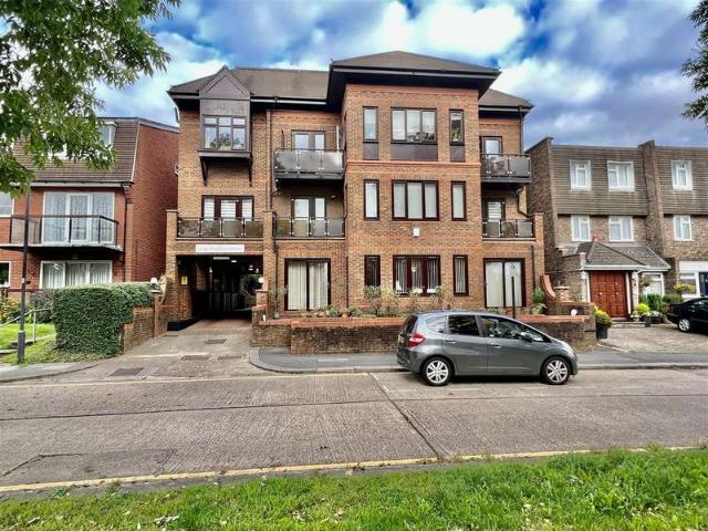 2 Bedroom Flat