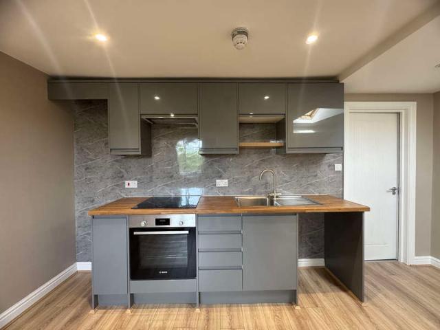 2 Bedroom Flat