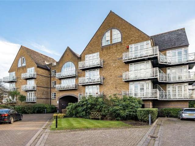2 Bedroom Flat