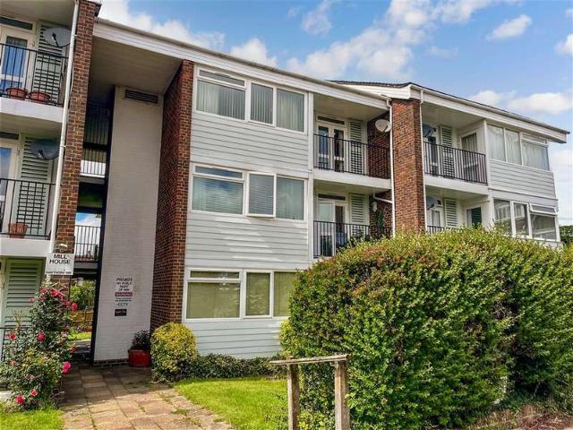 2 Bedroom Flat