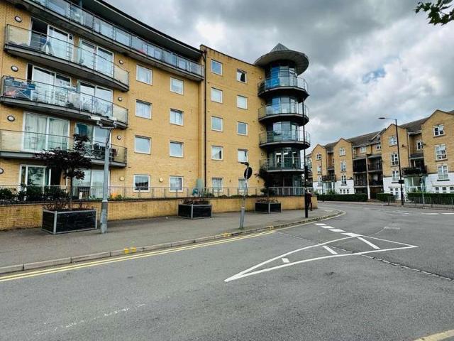 2 Bedroom Flat