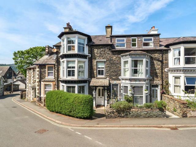 2 Bedroom Flat
