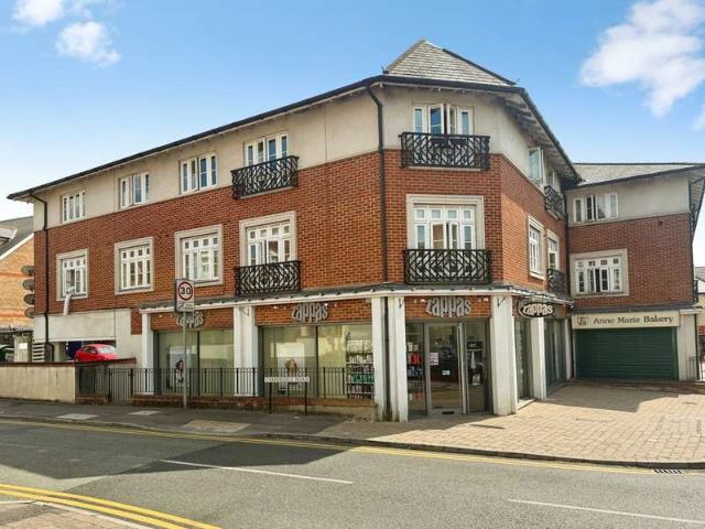 2 Bedroom Flat