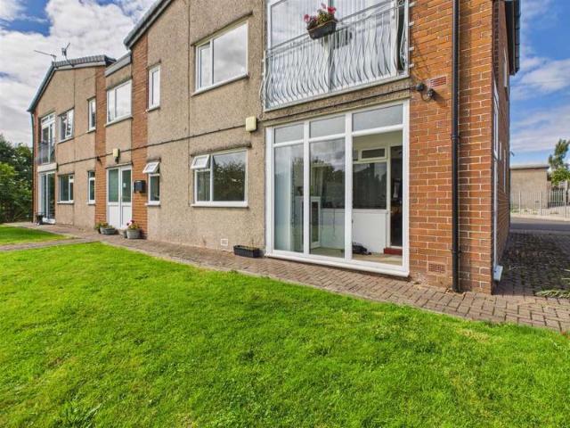 2 Bedroom Flat