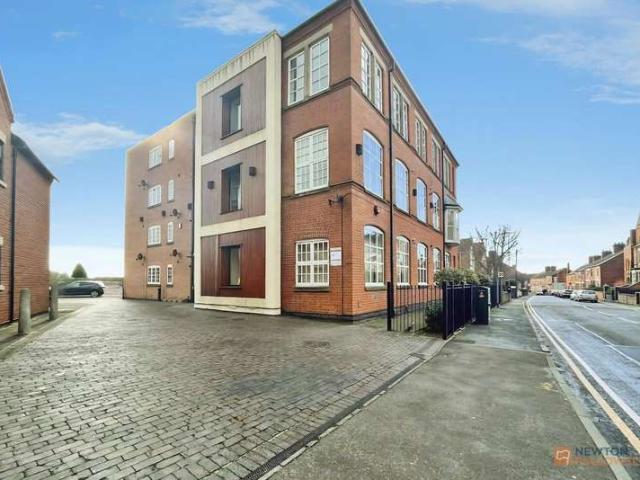 2 Bedroom Flat