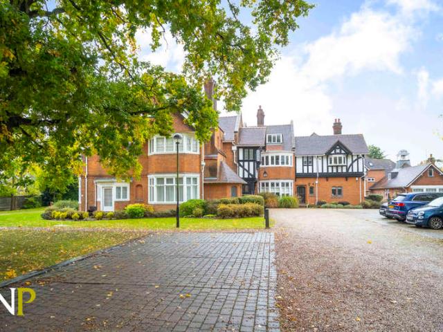 2 Bedroom Flat