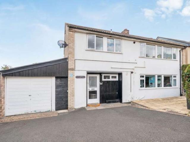 2 Bedroom Flat